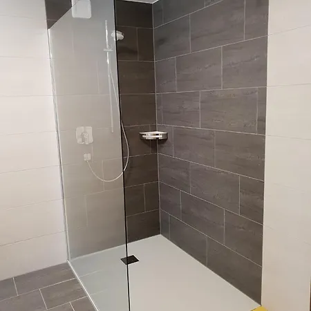 Апартаменты Gaestehaus Falkenblick Арцль (Пицталь)
