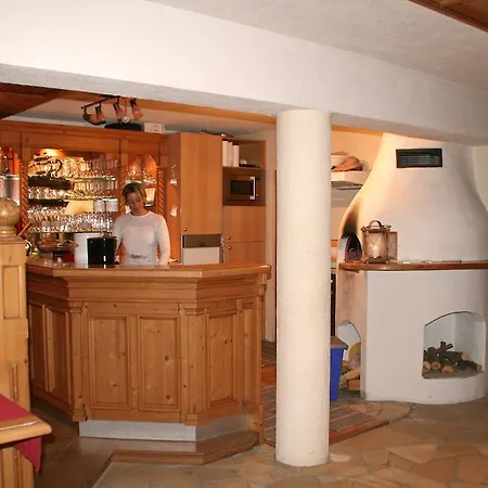 Gaestehaus Falkenblick Апартаменты Арцль (Пицталь)