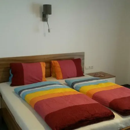 Gaestehaus Falkenblick Διαμέρισμα *