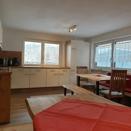 Gaestehaus Falkenblick Апартаменты *