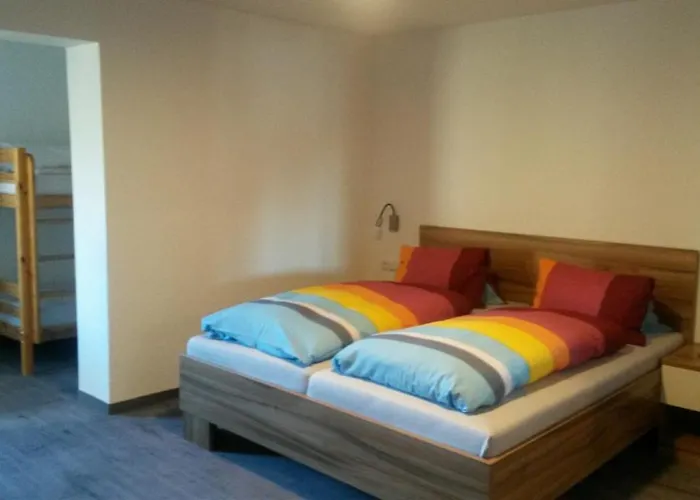 Gaestehaus Falkenblick * ارزل ام بيتزتال