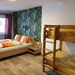 Gaestehaus Falkenblick ארצל אים פלאצטל