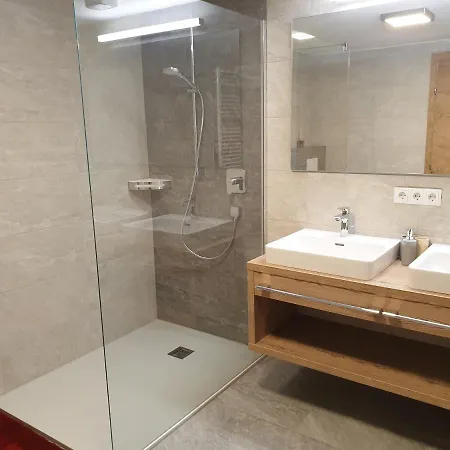 Gaestehaus Falkenblick Appartamento