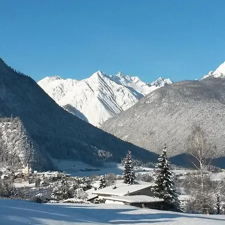 Gaestehaus Falkenblick * Arzl im Pitztal