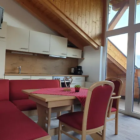 Appartamento Gaestehaus Falkenblick *